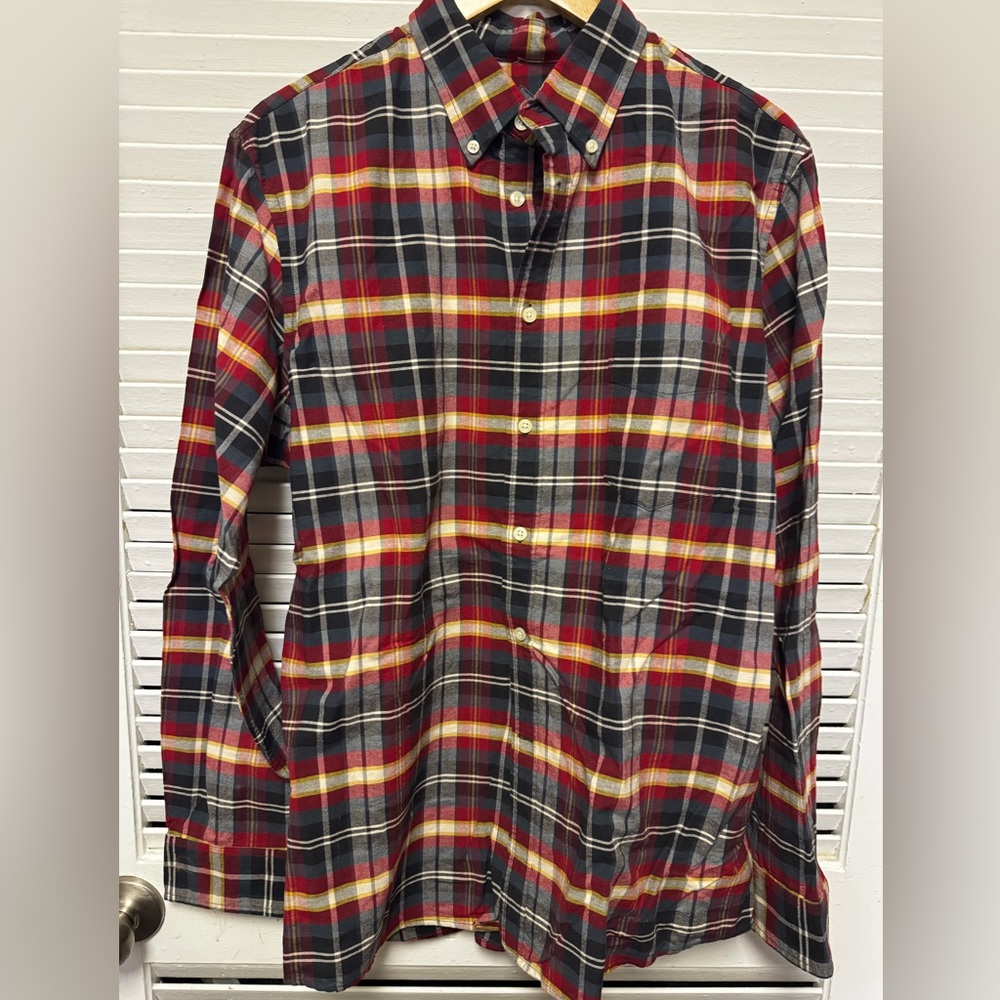 Merona tailored plaid button down shirt Large